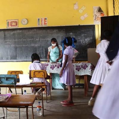 පාසල් 1250ක් ජාලගත කරන්න යයි