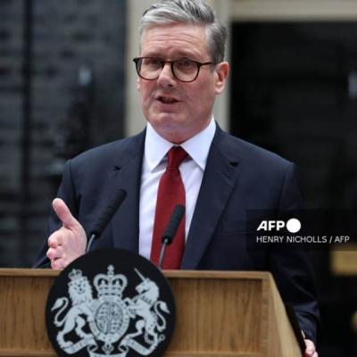 බ්‍රිතාන්‍යයයේ නව අගමැති වැඩ අරඹයි : "රට පළමුව, පක්ෂය දෙවනුව"