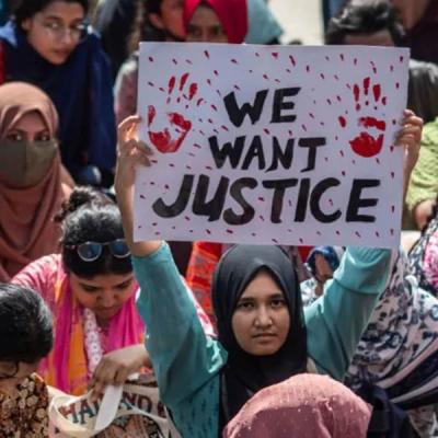 බංග්ලාදේශ විරෝධතාවලින් ළමුන් 30කට වැඩියෙන් මරුට