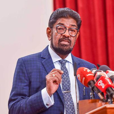 කෙහෙළිය නිල නිවසේ කුලිය පඩියෙන් කපාගන්න කියයි