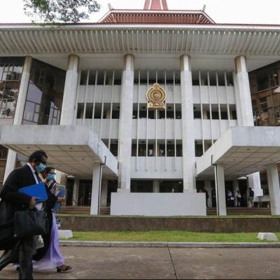 ජනාධිපතිගේ නිල කාලය සම්බන්ධ පෙත්සම ඉවතට