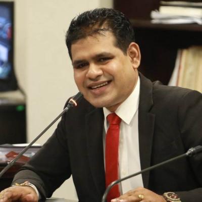 අපේක්ෂකයා ප්‍රමාද කිරීම ප්ලෑනේ කොටසක් - සංජිව එදිරිමාන්න