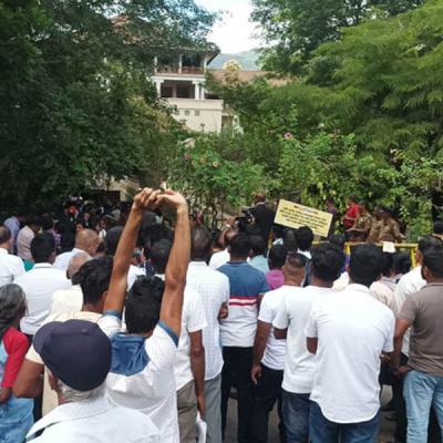 මහනුවර බොරු බෝම්බ බය ඇතිකළ අයෙක් මාට්ටු