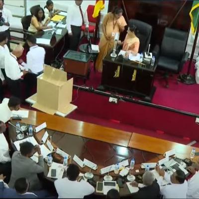 නගරාධිපති තෝරාපත් කරගැනීමට රහස් ඡන්දයක්