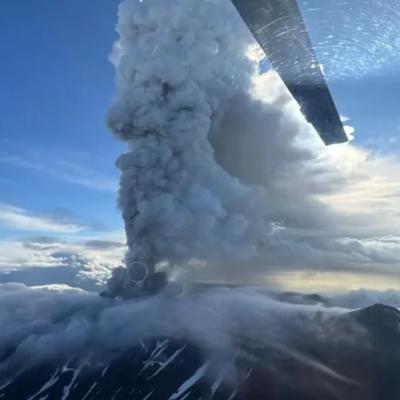 වසර 500ක් නිහඬව සිටි රුසියාවේ ගිනිකන්දක් පුපුරයි : තවත් භූමිකම්පාවක්